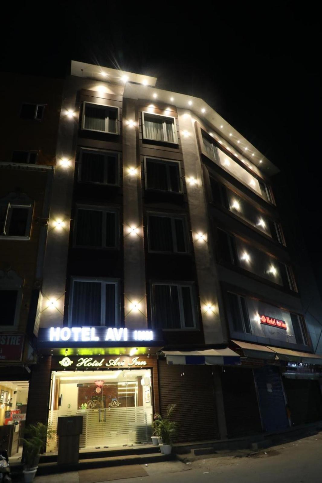 אמריצר Hotel Avi Inn מראה חיצוני תמונה